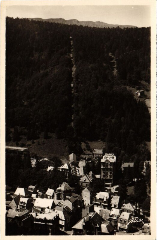 Carte postale ancienne Mont-Dore Le Funiculaire du Capucin France à Mont-Dore