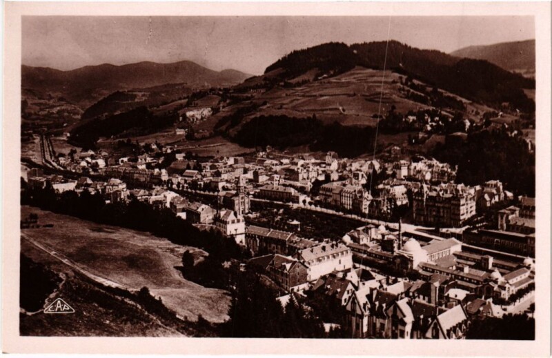 Carte postale ancienne La Bourboule Vue Generale prise du Rocher France à La Bourboule