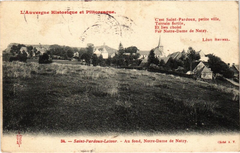 Carte postale ancienne Saint-Paradoux Latour Au fond, Notre Dame de Natzy France