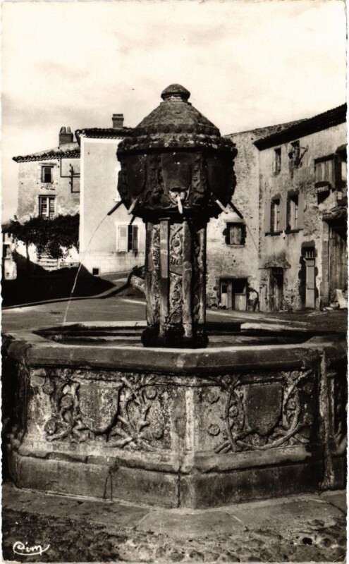 Carte postale ancienne Saint-Saturnin La Fontaine France à Saint-Saturnin