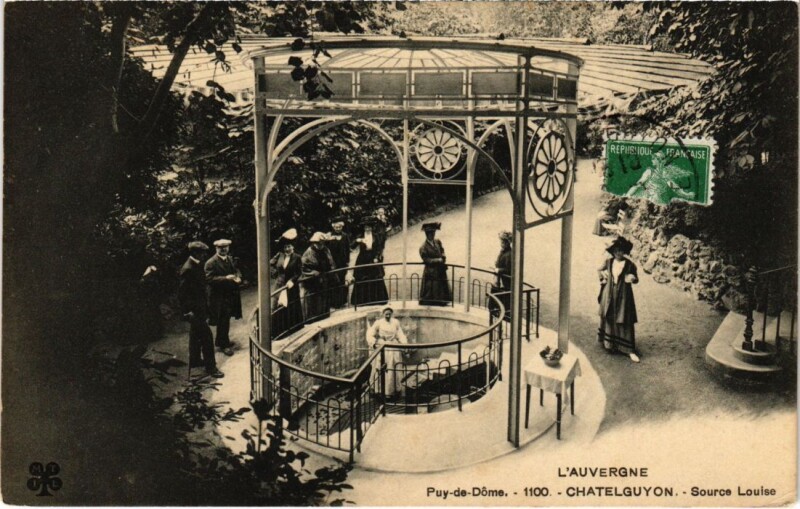 Carte postale ancienne Chatel-Guyon Source Louise France