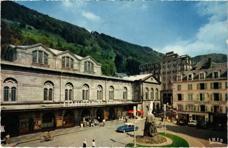 Carte postale ancienne Mont-Dore L'Etablissement Thermal France à Mont-Dore