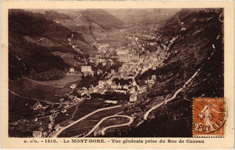 Carte postale ancienne Mont-Dore Vue Generale prise du Roc de Cuzeau France à Mont-Dore