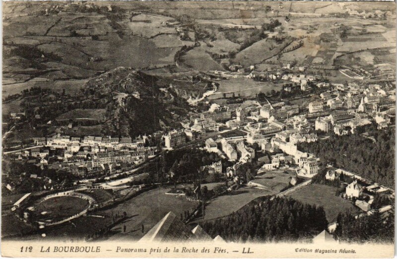 Carte postale ancienne Clermont-Ferrand Panorama pris de la Roche des Fees France à Clermont-Ferrand