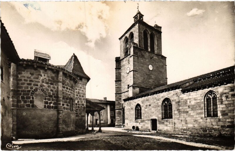 Carte postale ancienne Marsac en Livradois Vue de l'Eglise France à Marsac-en-Livradois