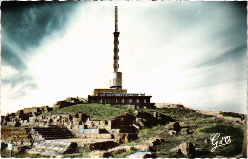 Carte postale ancienne Auvergne Sommet du Puy-de-Dome France