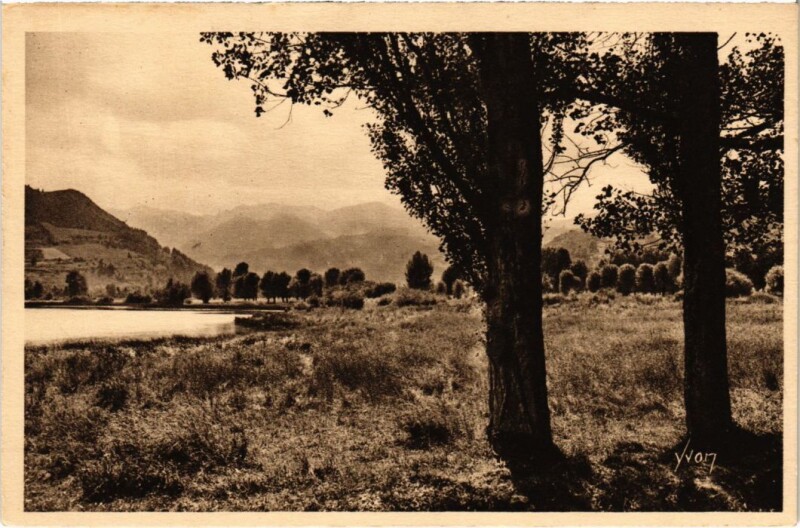 Carte postale ancienne Mont-Dore Le Bout du Lac Chambon France à Mont-Dore