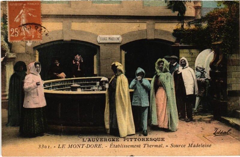 Carte postale ancienne Mont-Dore Etablissement Thermal France à Mont-Dore