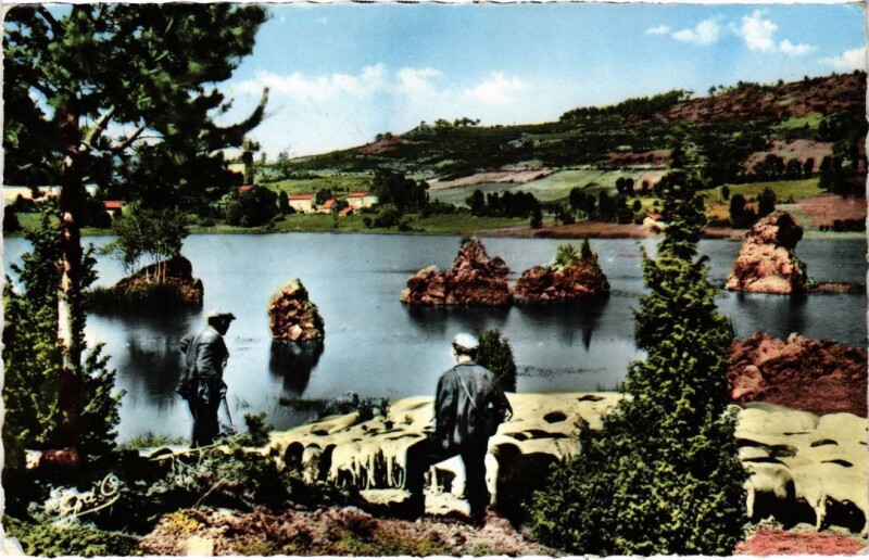 Carte postale ancienne Mont-Dore Route Thermal France à Mont-Dore