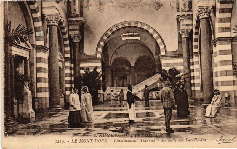 Carte postale ancienne Mont-Dore Etablissement Thermal France à Mont-Dore