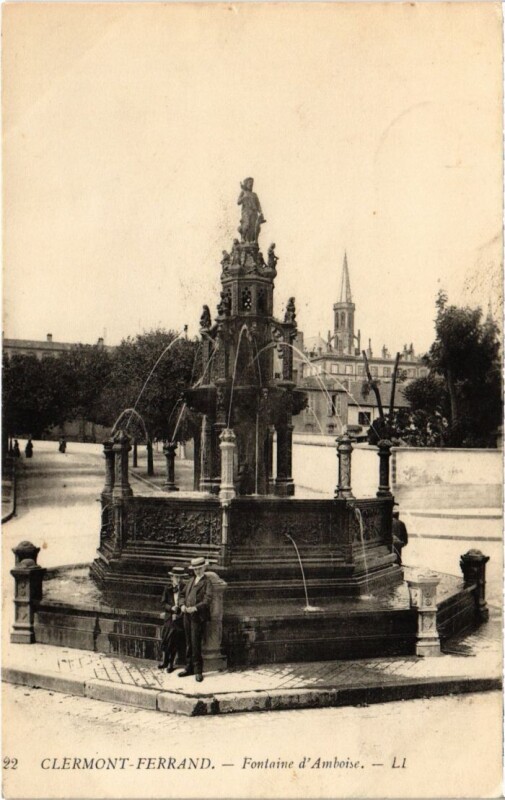 Carte postale ancienne Clermont-Ferrand Fontaine d'Amboise France à Clermont-Ferrand