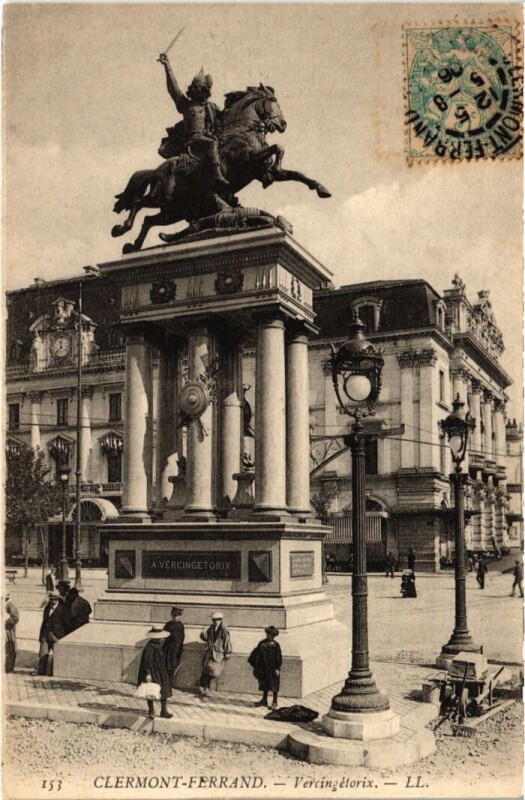 Carte postale ancienne Clermont-Ferrand Vercingetorix France à Clermont-Ferrand