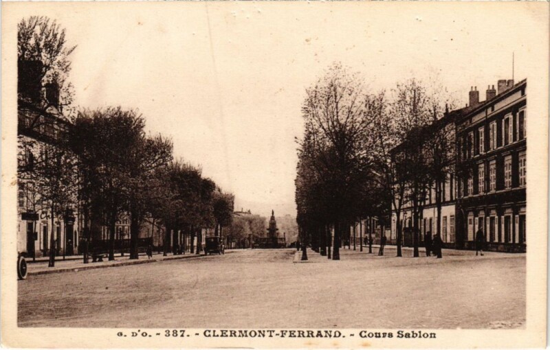 Carte postale ancienne Clermont-Ferrand Cours Sablon France à Clermont-Ferrand
