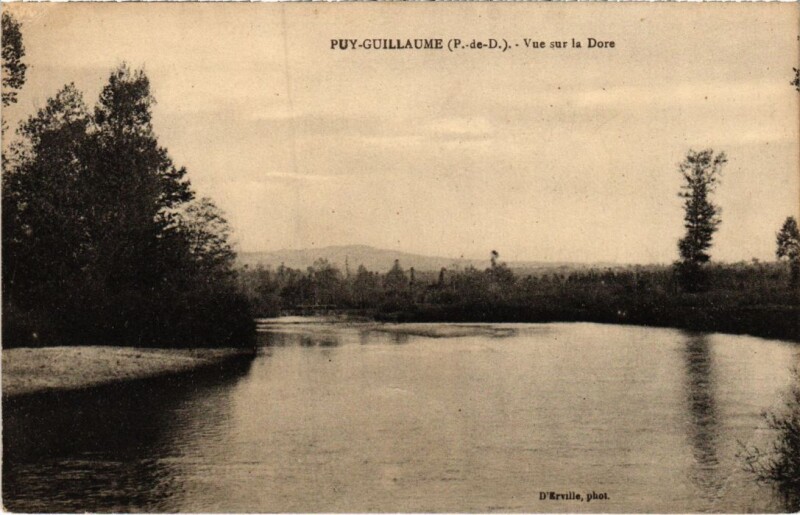 Carte postale ancienne Puy-Guillaume Vue sur la Dore France à Puy-Guillaume