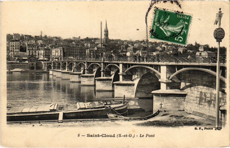 Carte postale ancienne Saint Cloud Le Pont à Saint-Cloud