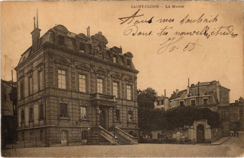 Carte postale ancienne Saint Cloud La Mairie à Saint-Cloud