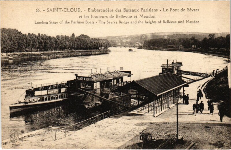 Carte postale ancienne Saint Cloud Embarcadere des Bateaux Parisien à Saint-Cloud
