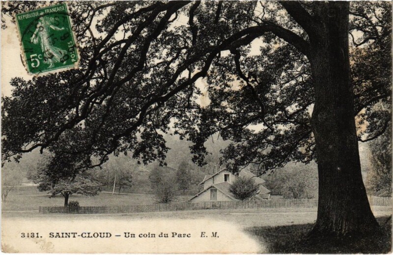 Carte postale ancienne Saint Cloud un coin du Parc à Saint-Cloud