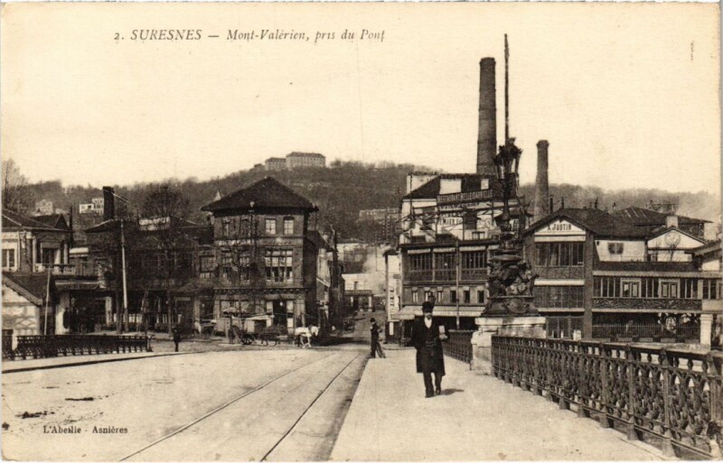 Carte postale ancienne Suresnes Mont Valerien pris du Pont à Suresnes