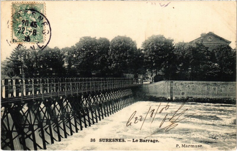Carte postale ancienne Suresnes Le Barrage à Suresnes