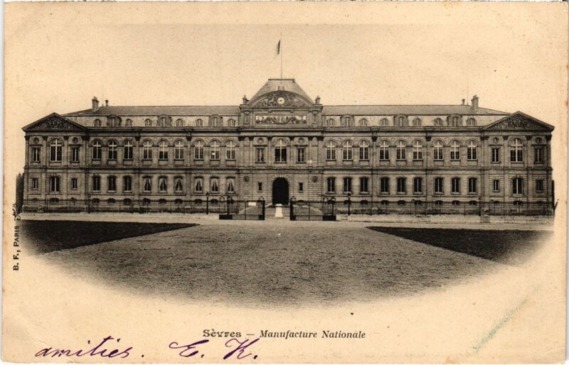 Carte postale ancienne Sevres Manufacture Nationale