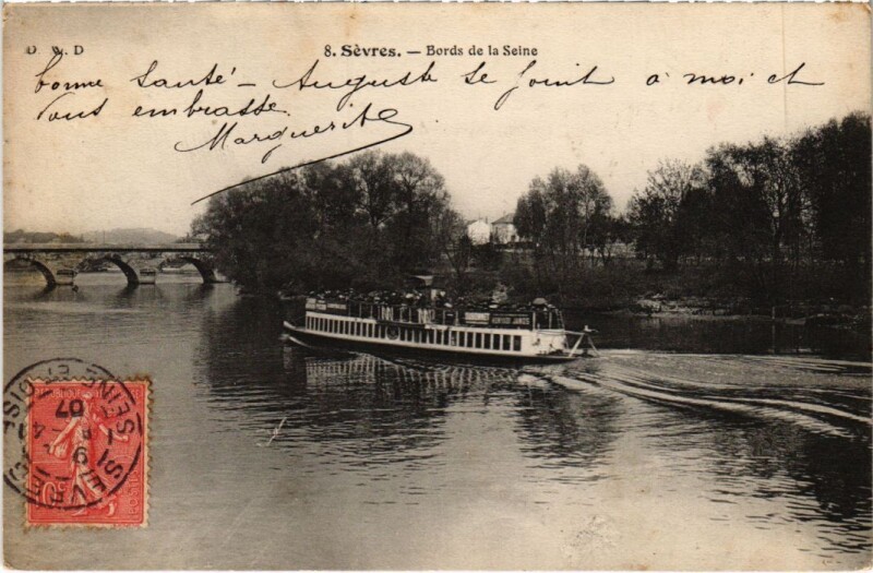 Carte postale ancienne Sevres BOrds de la Seine