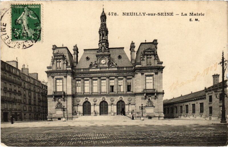 Carte postale ancienne Neuilly La Mairie