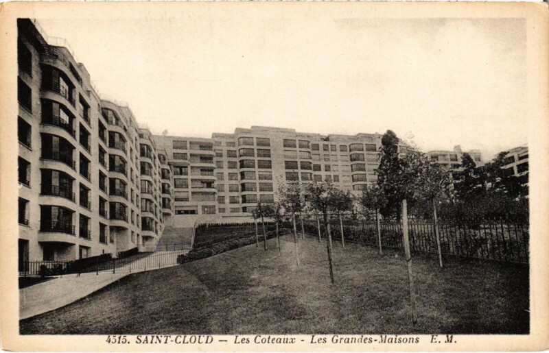 Carte postale ancienne Saint Cloud Les Coteaux Les Grandes Maisons à Saint-Cloud