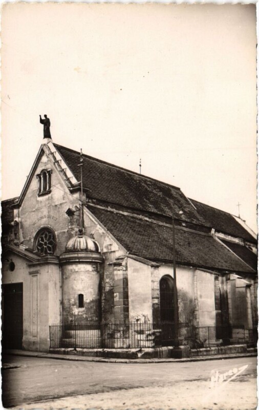 Carte postale ancienne Sevres Eglise Saint-Romain