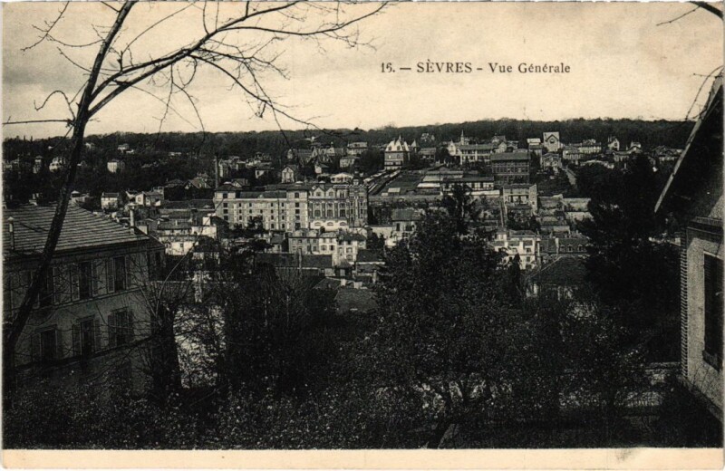 Carte postale ancienne Sevres vue generale