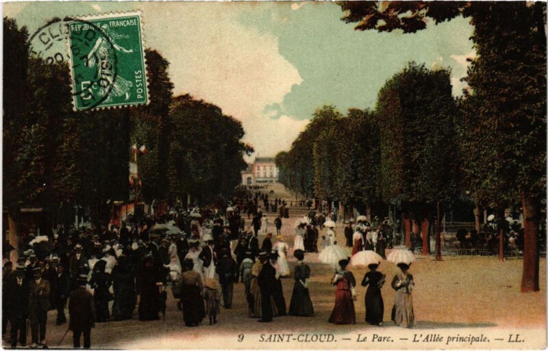 Carte postale ancienne Saint Cloud Le Parc Allee principale à Saint-Cloud