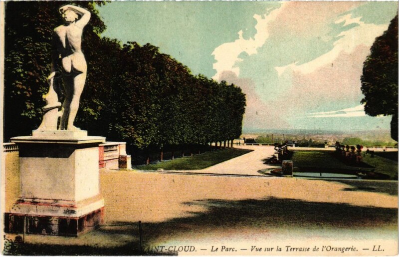 Carte postale ancienne Parc de Saint Cloud vue sur la Terrasse de l'Orangerie à Saint-Cloud