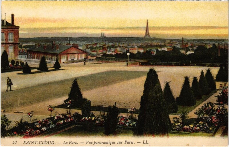 Carte postale ancienne Parc de Saint Cloud Les 24 Jets à Saint-Cloud