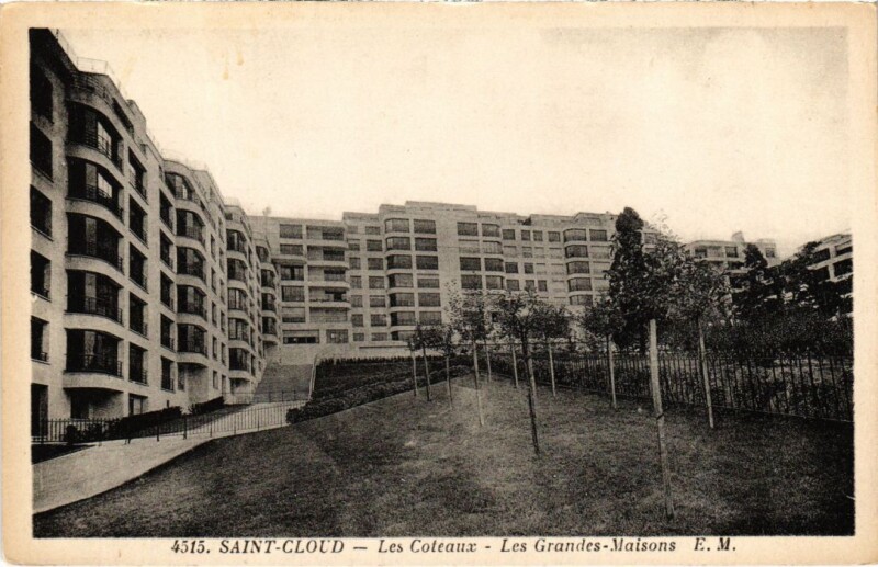 Carte postale ancienne Saint Cloud Les Coteaux Les grandes Maisons à Saint-Cloud