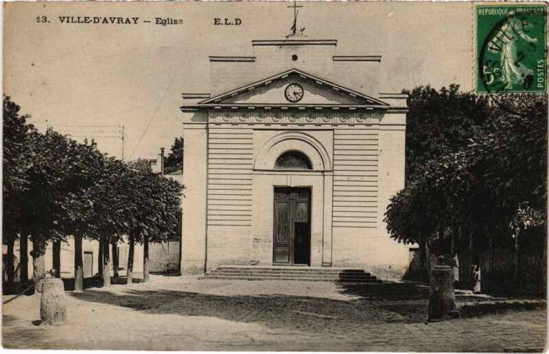 Carte postale ancienne Ville d'Avray Eglise à Ville-d'Avray