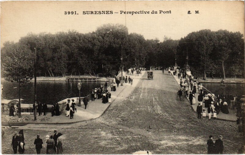 Carte postale ancienne Suresnes Perspective du Pont à Suresnes