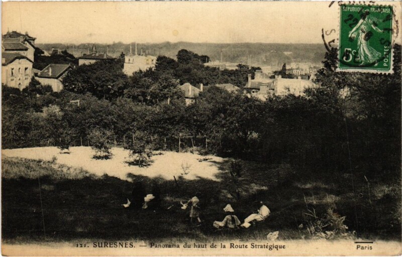 Carte postale ancienne Suresnes panorama du haut de la Route Strategique à Suresnes
