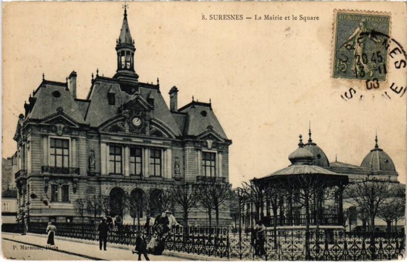 Carte postale ancienne Suresnes La Mairie et le Square à Suresnes