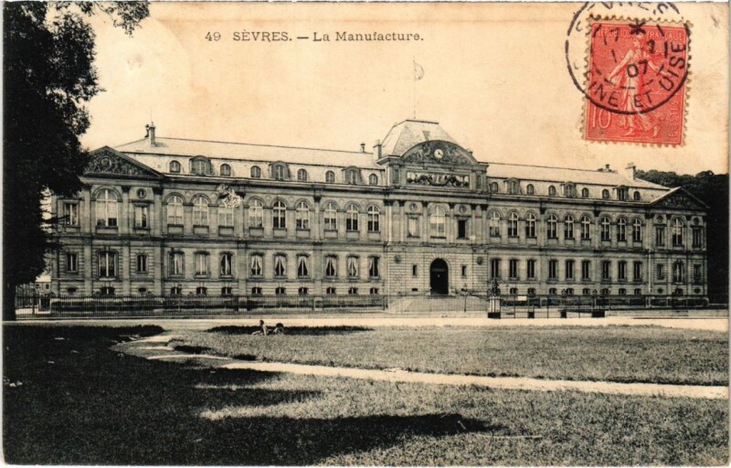 Carte postale ancienne Sevres La Manufacture