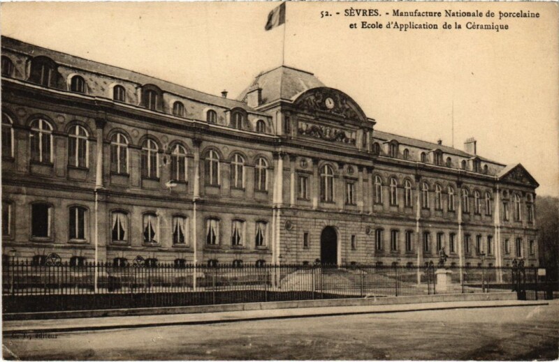 Carte postale ancienne Sevres Manufacture Nationale