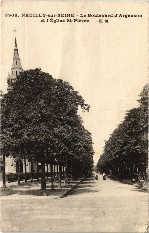 Carte postale ancienne Neuilly Boulevard d'Argenson et Eglise Saint-Pierre