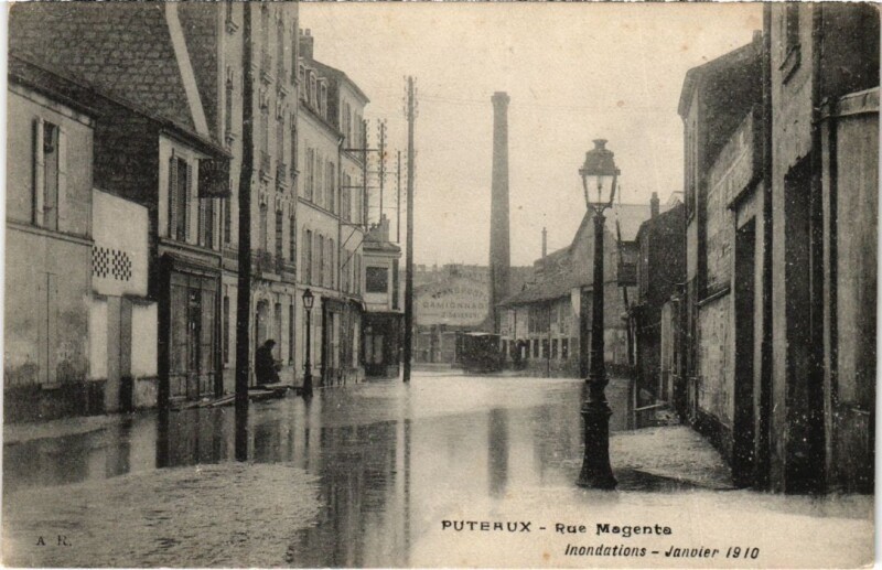 Carte postale ancienne Puteaux Rue Magenta à Puteaux