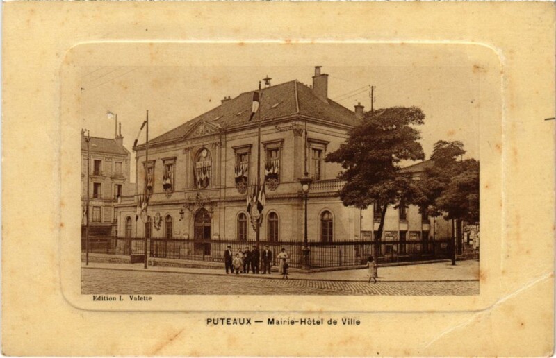 Carte postale ancienne Puteaux La Mairie Hotel de Ville à Puteaux