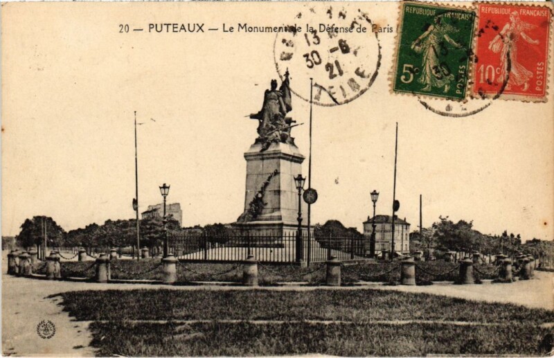 Carte postale ancienne Puteaux Monument de la Defense de Paris à Puteaux