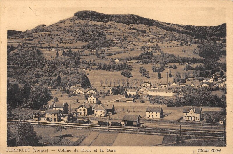 Carte postale ancienne Ferdrupt Colline Du Droit Et La Gare / Cliche Rare à Ferdrupt