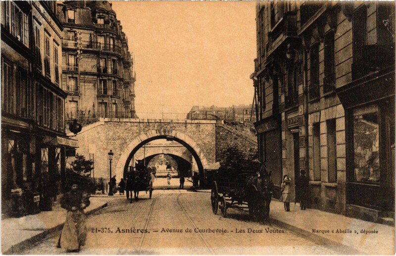 Carte postale ancienne Asnieres Avenue de Courbevoie Les deux Voutes à Courbevoie