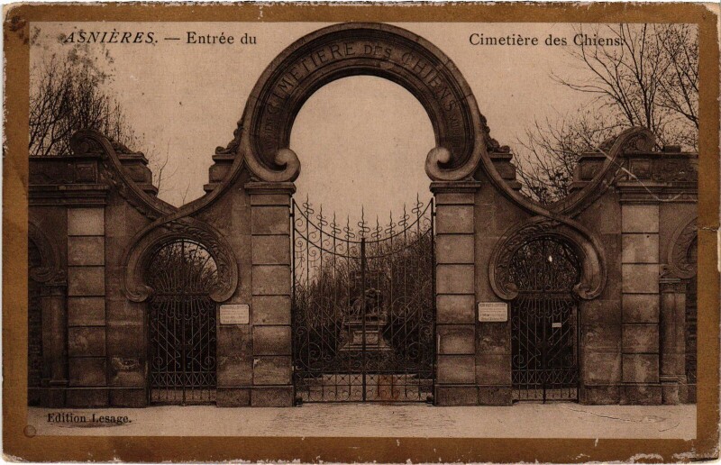 Carte postale ancienne Asnieres Cimetiere des Chiens Entree