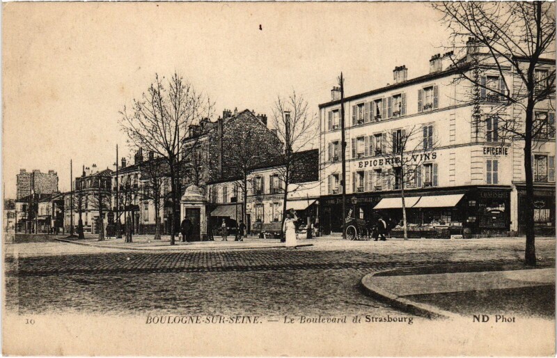 Carte postale ancienne Boulogne Boulevard de Strasbourg
