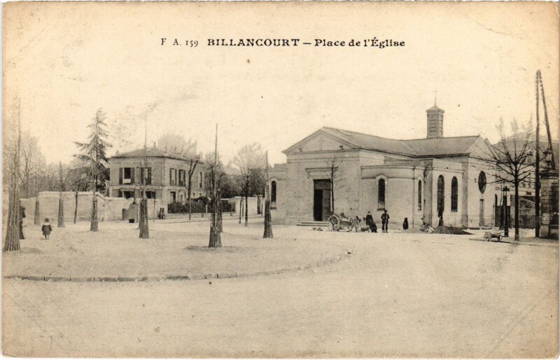 Carte postale ancienne Boulogne Place de l'Eglise