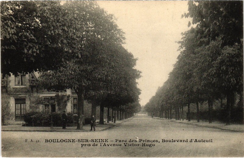 Carte postale ancienne Boulogne Parc de Princes Boulevard d'Auteuil